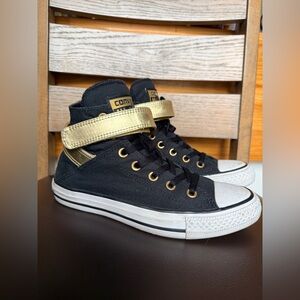 Converse Chuck Taylor All Star Brea high-top sneaker size 8 for women